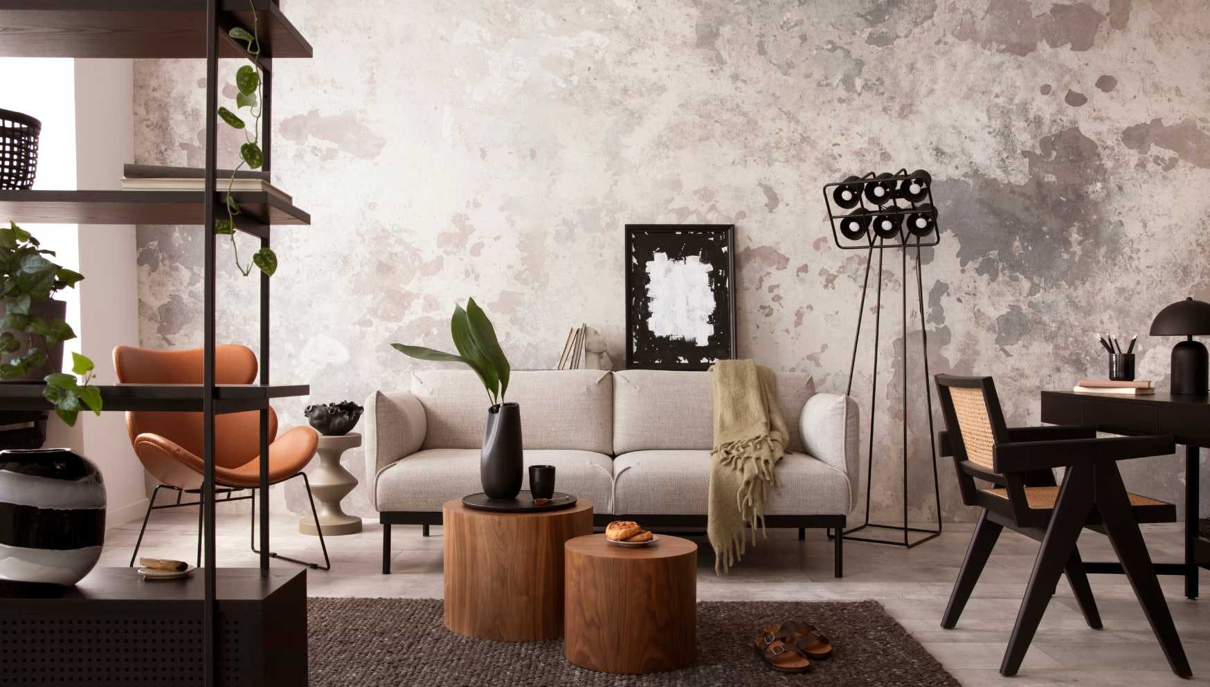 Industrial interior with concrete wall