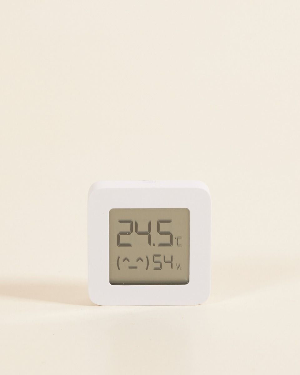 Greenhouse Cabinet Thermometer Hygrometer To measure temperature and humidity changes