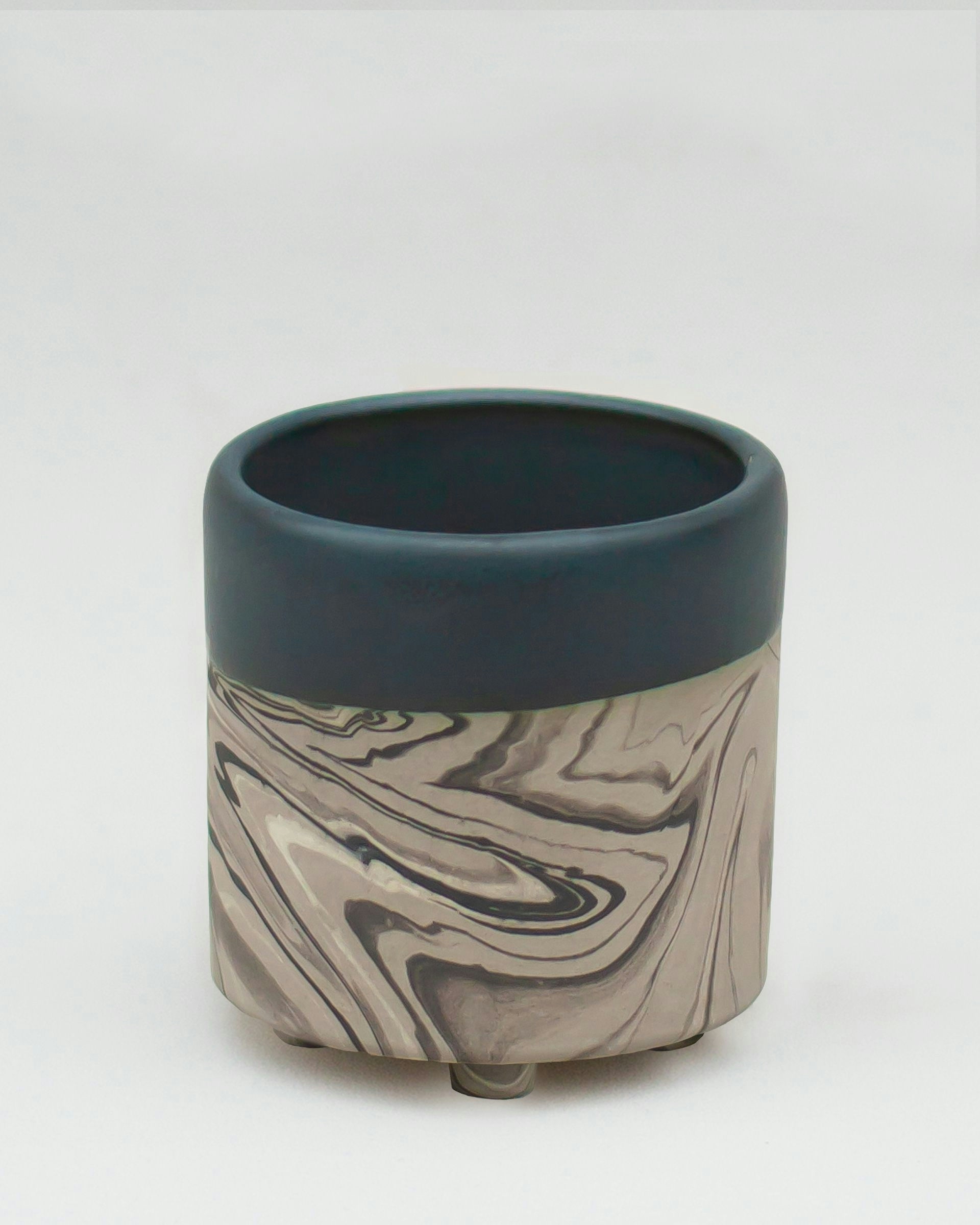 Lily Marble Pot