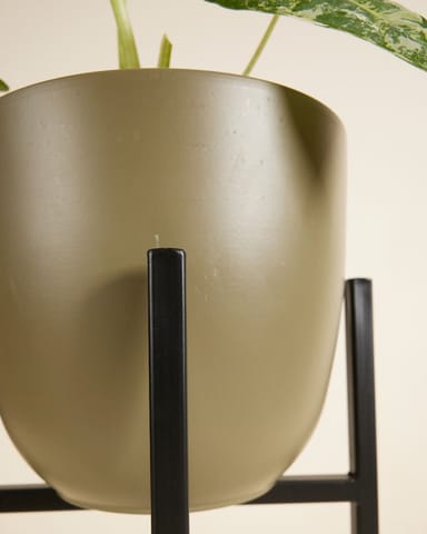 Pia Pot Holder  Black