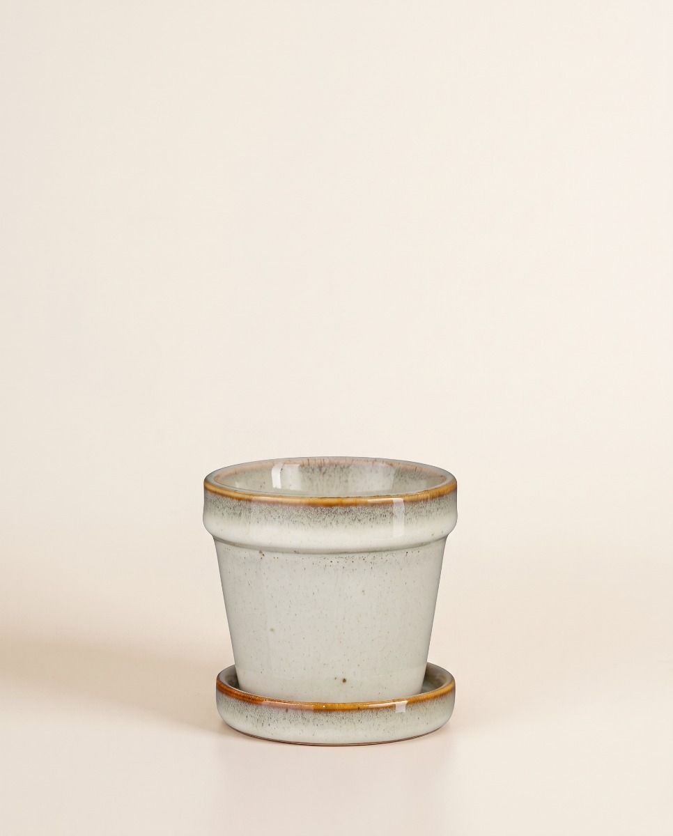Baby Clint Pot with Saucer Off White Ø 7.5 cm